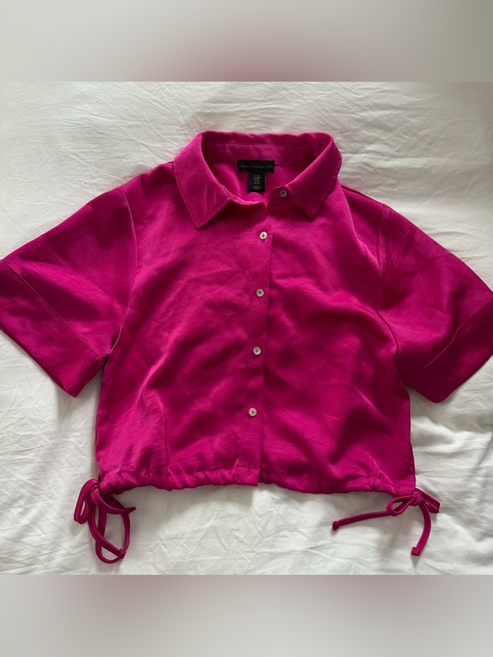 House of Harlow 1960 Bright Pink Button-Front Collared Shirt